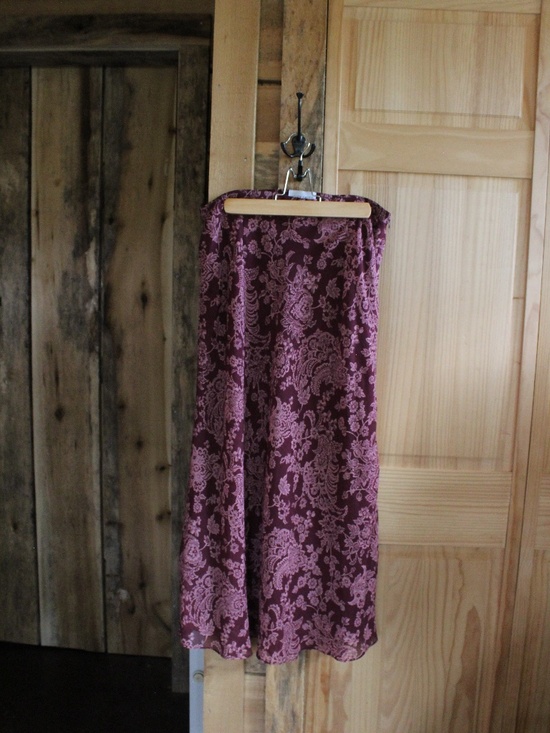 Jaclyn Smith Dresses & Skirts - Vintage Jaclyn Smith Red Floral Skirt